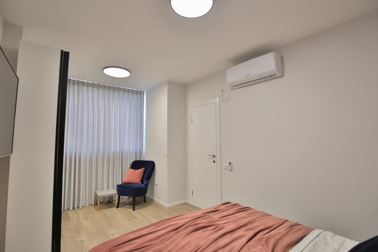 Cozy And Stylish 1-Bedroom Apartment Нетания Экстерьер фото