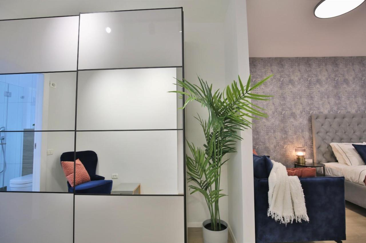 Cozy And Stylish 1-Bedroom Apartment Нетания Экстерьер фото
